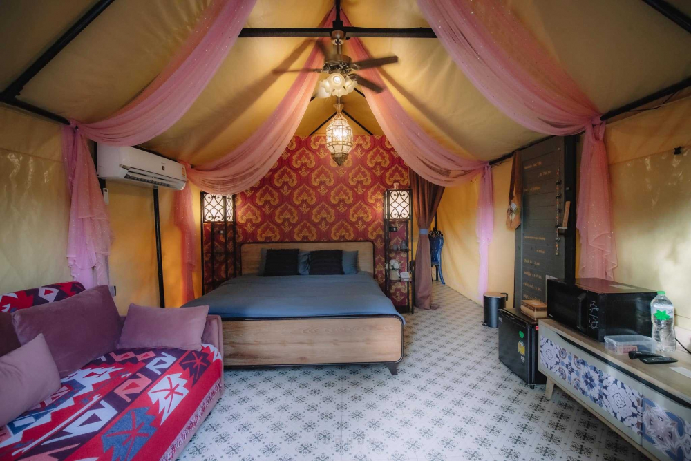 Glamping Villa Bathtub