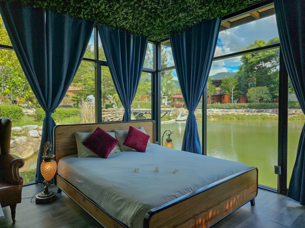Glass House